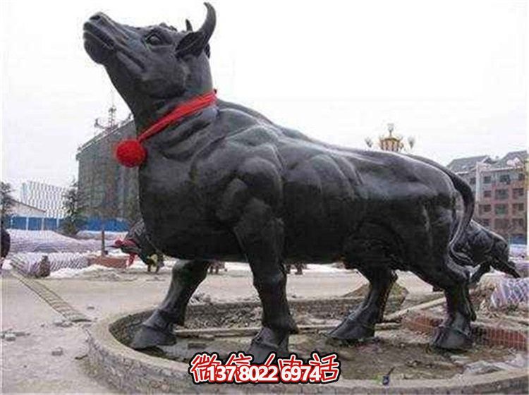 大型仿銅耕牛玻璃鋼雕塑適合戶(hù)外廣場(chǎng)裝飾