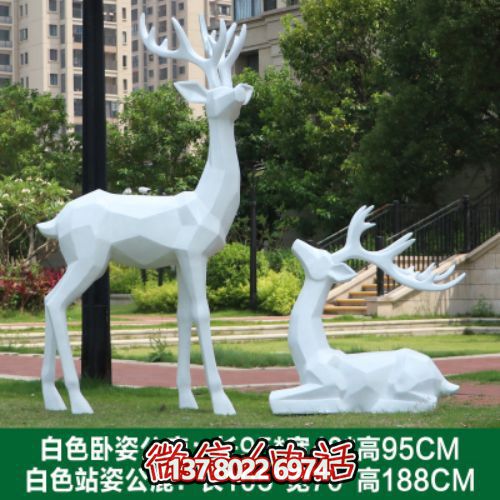 玻璃鋼雕塑裝置，點(diǎn)綴小區(qū)園林景觀