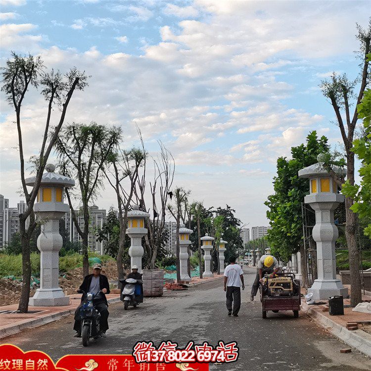 精美絕倫的大型石雕燈籠，專為園林路燈定制